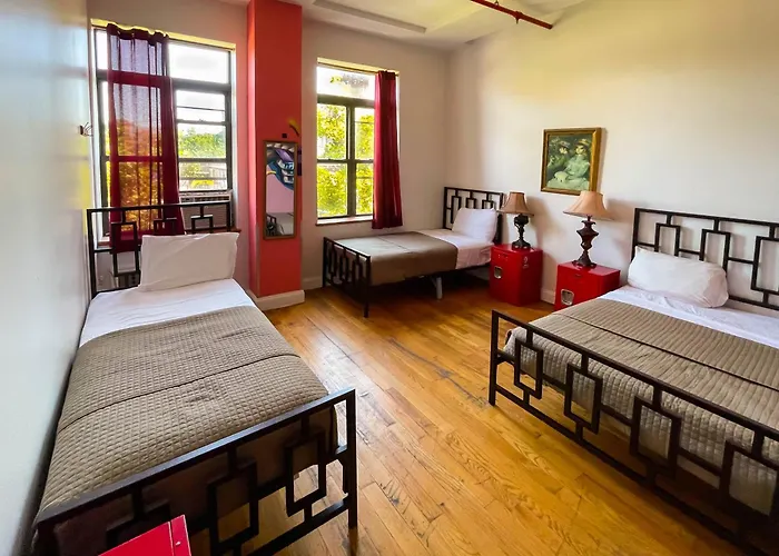 Ny Moore Hostel